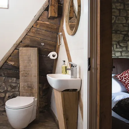 ロムニーズ アパートメンツ&スイーツ