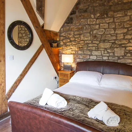 ロムニーズ アパートメンツ&スイーツ * ケンダル