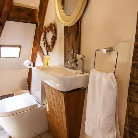 ロムニーズ アパートメンツ&スイーツ * ケンダル