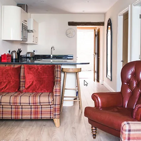 ロムニーズ アパートメンツ&スイーツ