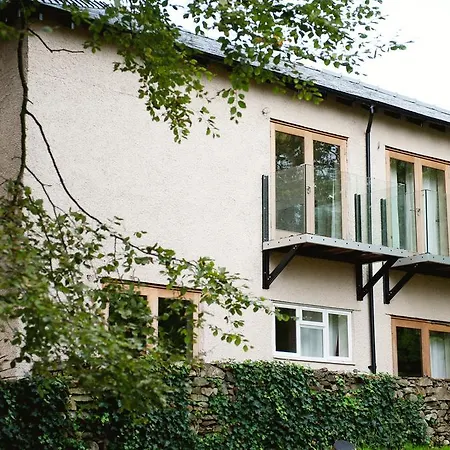 Romneys & Apartment