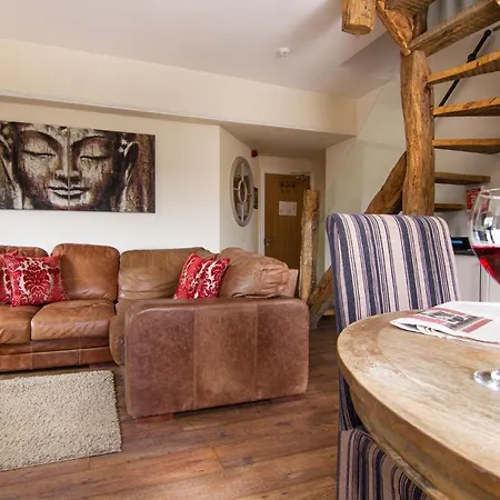 ロムニーズ アパートメンツ&スイーツ