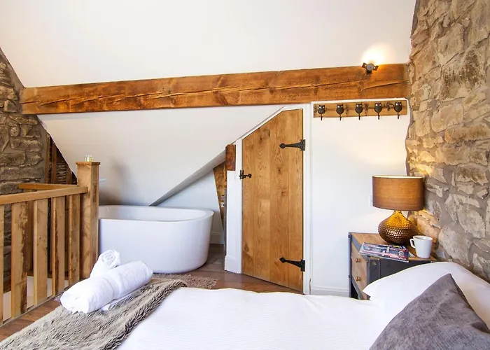 Romneys & Apartment *